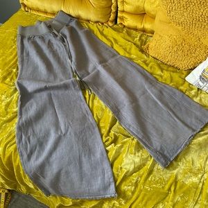 ✨ Krisa Grey Linen Pants ✨